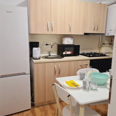 Lovely Ultracentral With Parking Apartment *